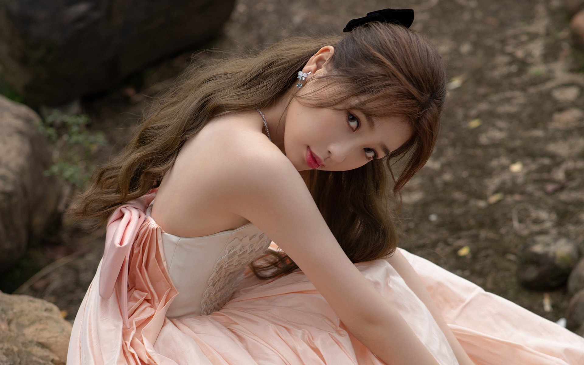 kaiyun开云·官方网站-意大利反曲弓选手在2024年世界射箭锦标赛中表现出色，进口十大反曲弓箭